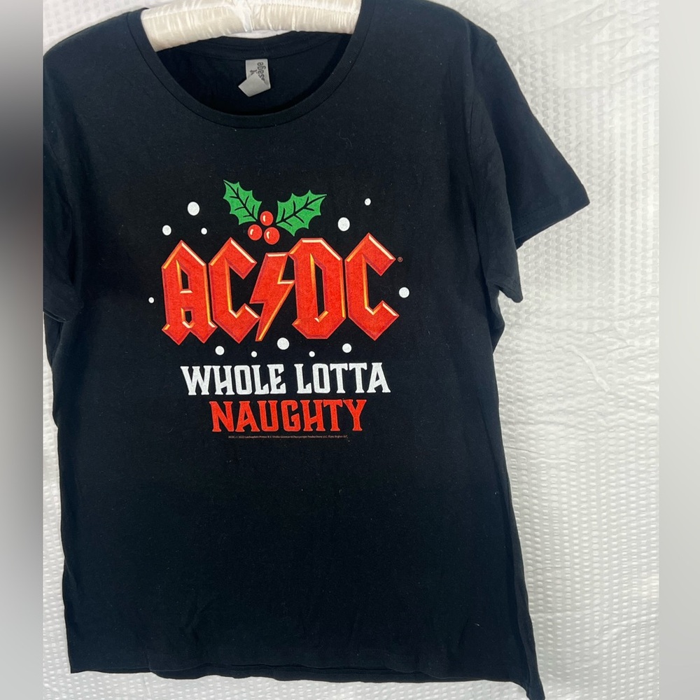 ACDC Christmas Whole Lota Naughty Graphic  Black T-Shirt  Women Size large - Picture 5 of 11